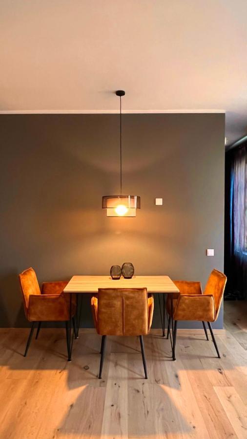 H-85 Suites Level 5/9 Coblenza Esterno foto