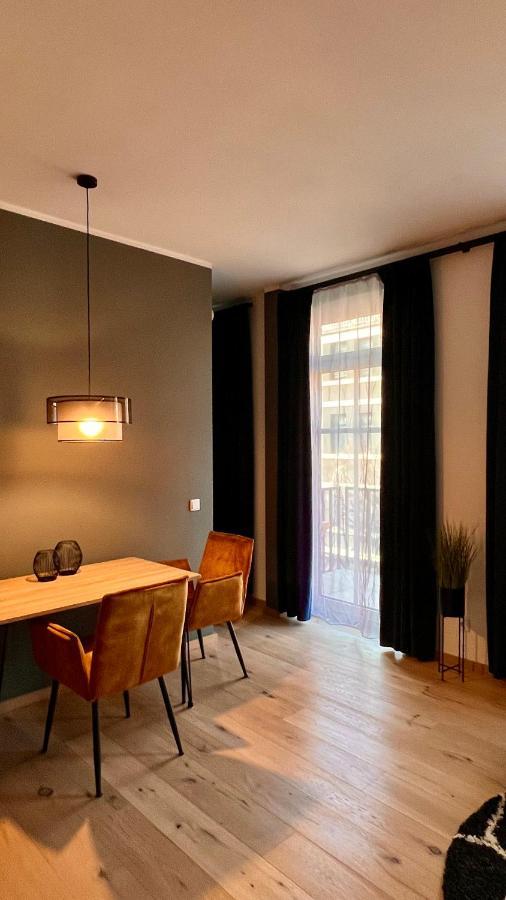 H-85 Suites Level 5/9 Coblenza Esterno foto